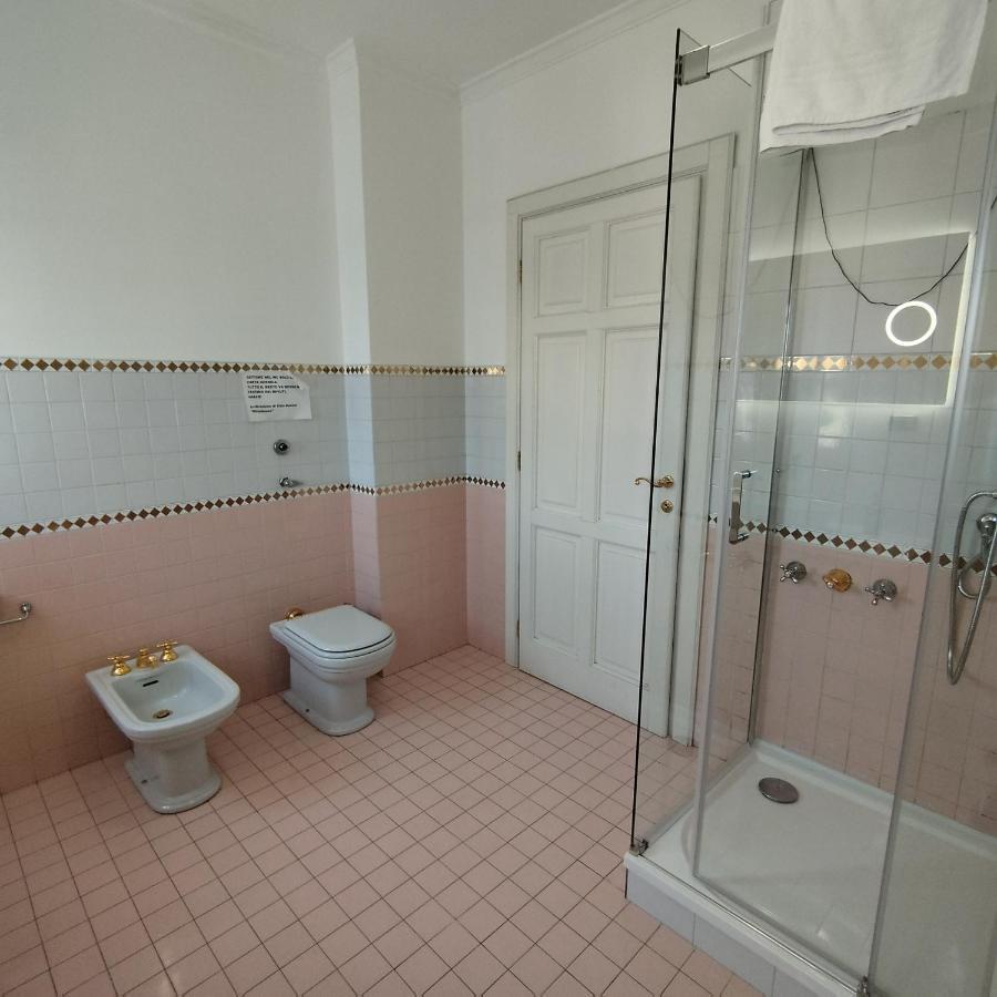 White House Daire Lainate Dış mekan fotoğraf